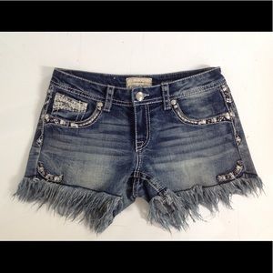 Grace in La Med Washed Shorts w/ White Embroiderd